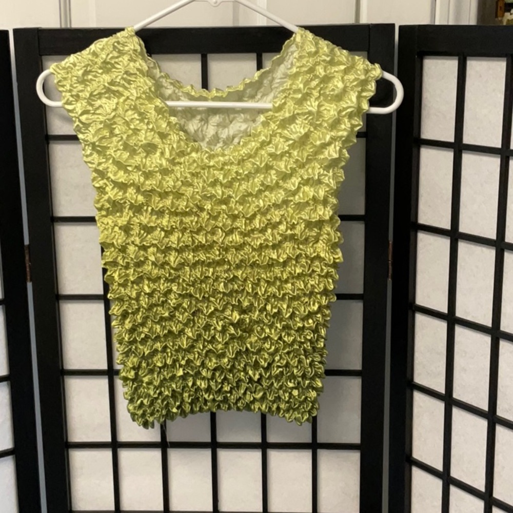 Vintage Top bust 19   Hips 18  waist 18;